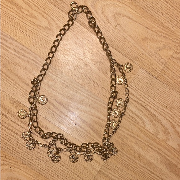Chanel Vintage Necklace - Picture 1 of 4